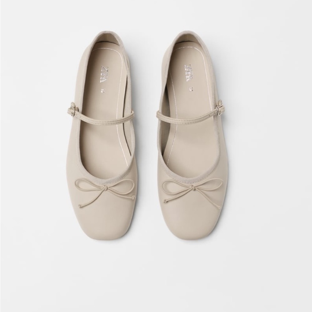 Zara Girls’ Off White Leather Ballet Flat Shoes-Size 5 1/2